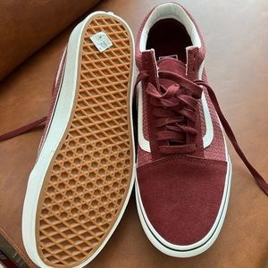 Vans shoes size 9 men’s/10.5 women’s